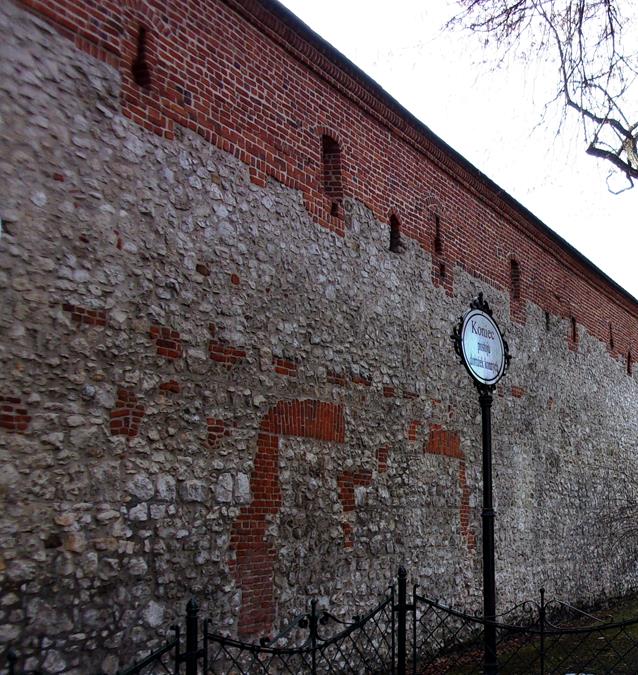 Mur obronny Krakowa.JPG