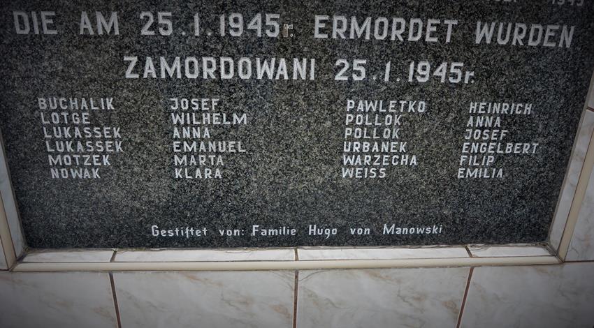 Pomnik poświęcony ofiarom II Wojny Światowej (2).JPG