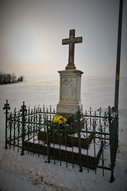 Łaniec - pomnik (1).JPG