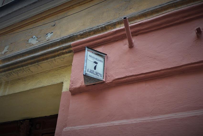 Ulica Kazimierza Jagiellończyka 7 (1).JPG