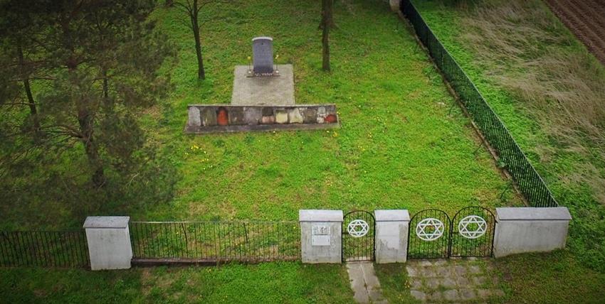 Cmentarz żydowski w Proszowicach (2).JPG