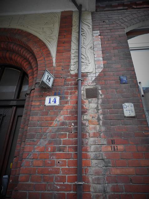 Ulica Lucjana Siemieńskiego 14 (2).JPG
