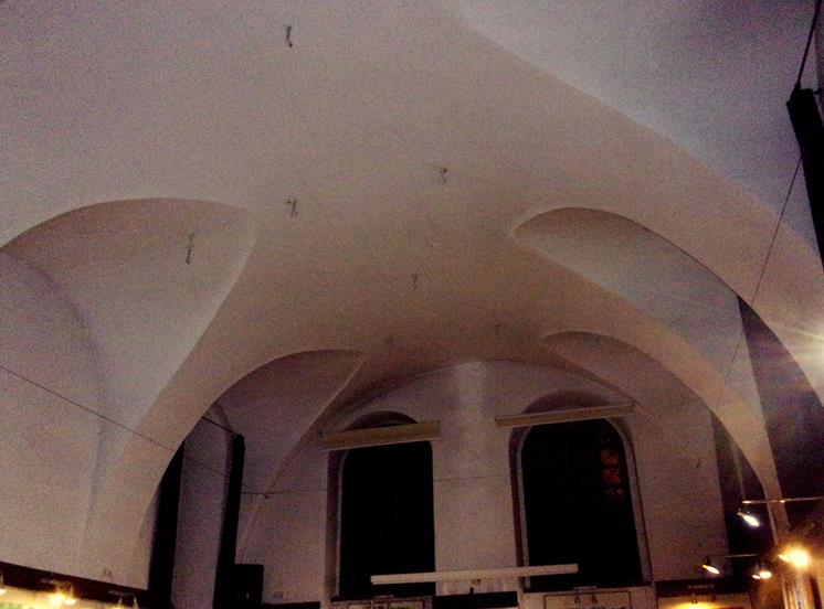3. Synagoga Poppera - ściana poludniowa.JPG