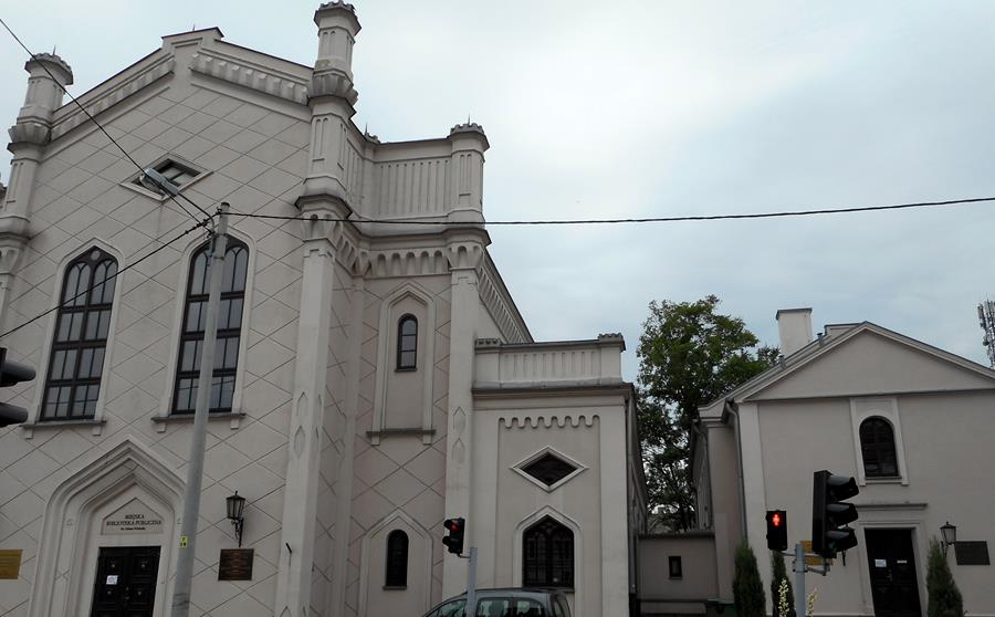 1. Wielka i Mała Synagoga w Piotrkowie Trybunalskim.JPG