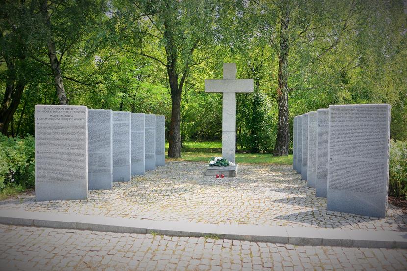 Cmentarz żołnierzy niemieckich (3).JPG