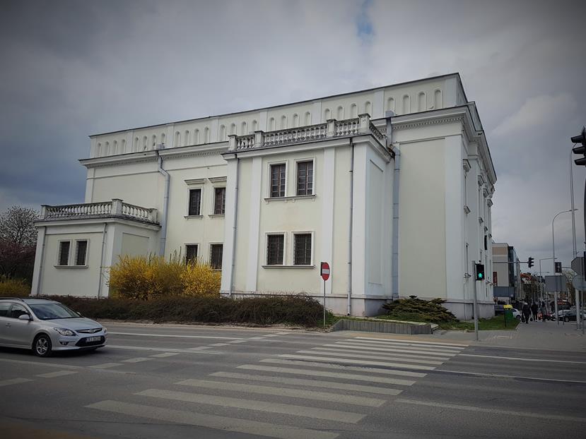 Synagoga w Kielcach (1).jpg