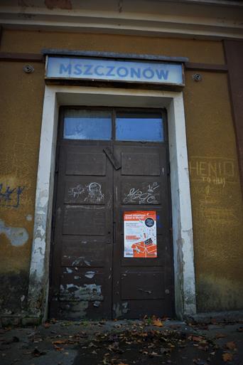 Mszczonów - stacja kolejowa (9).JPG