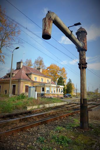Mszczonów - stacja kolejowa (2).JPG