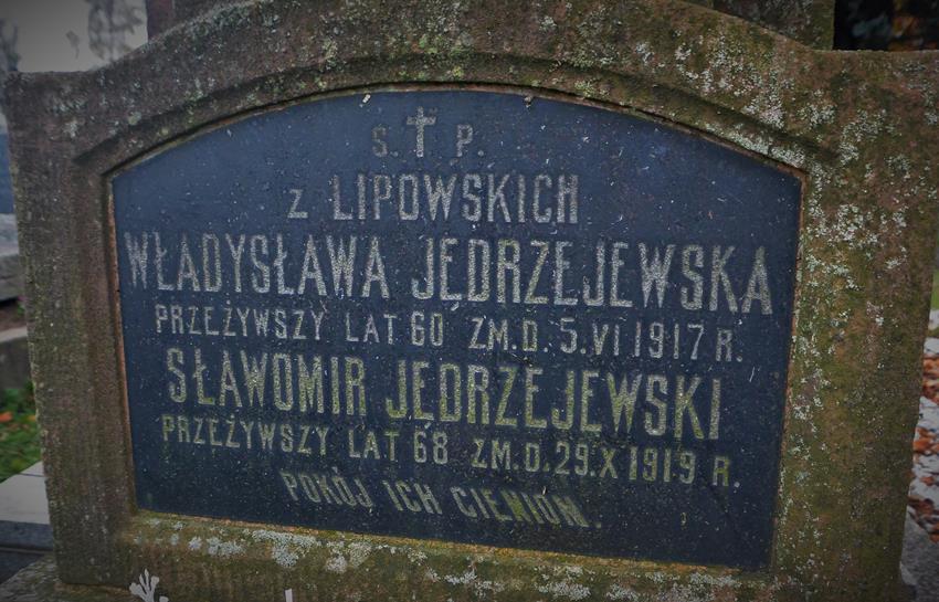Grobowiec rodziny Jędrzejewskich (2).JPG