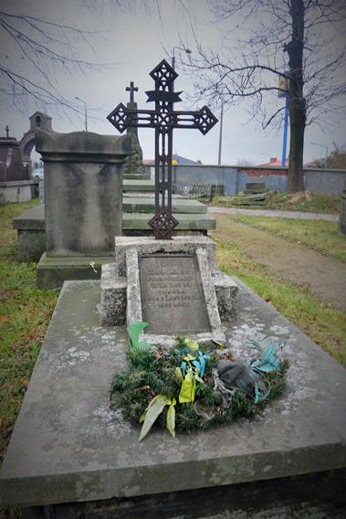 Cmentarz ewangelicki (28).JPG