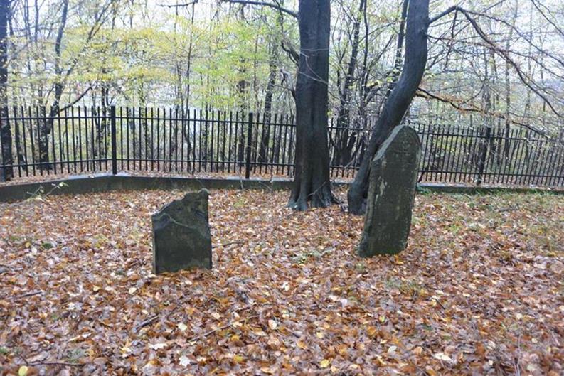 Cmentarz żydowski w Limanowej (4).JPG