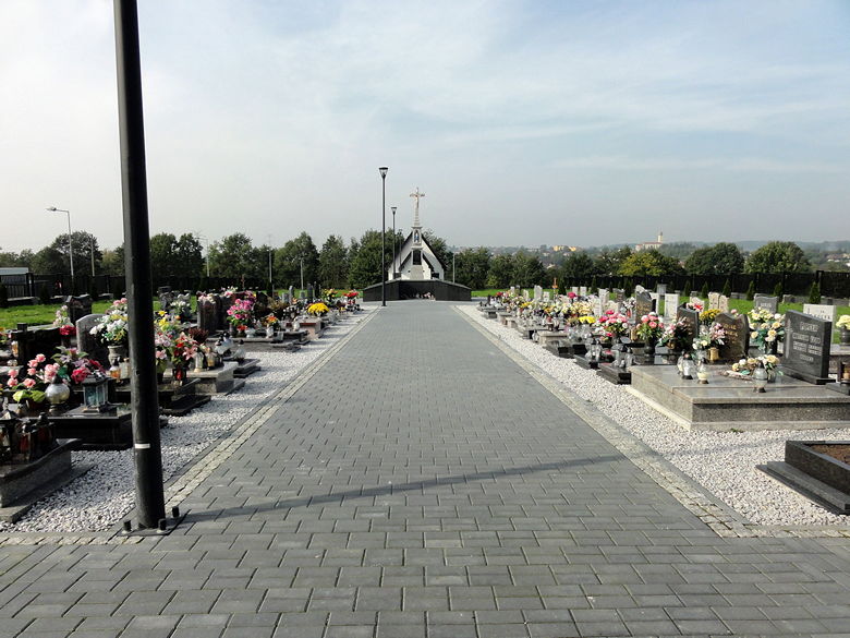 cmentarz Nowe Nieboczowy (5).jpg