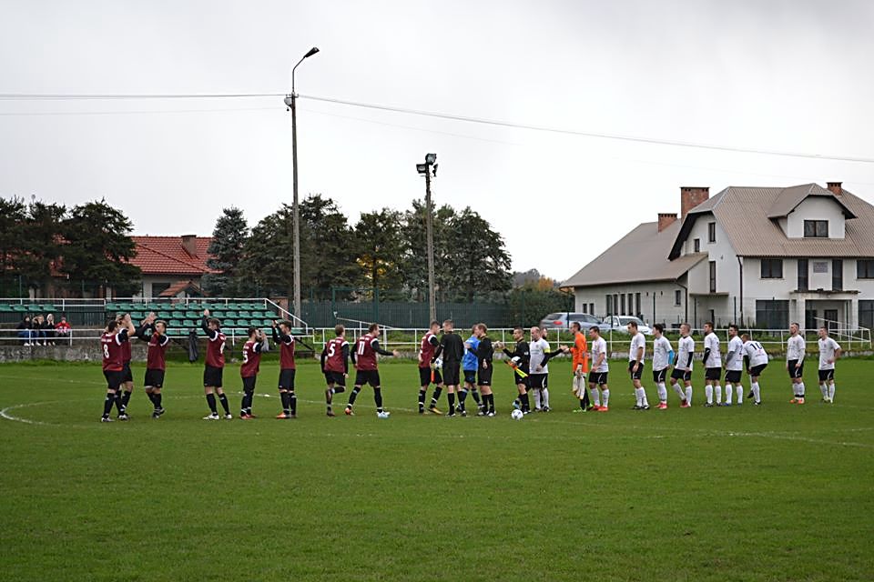 Gdovia Gdów  - Zielonka Wrząsowice - 1.jpg