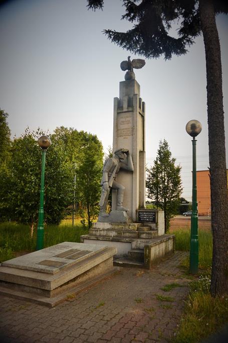 Pomnik z Wojkowic, rok 2015 (10).JPG