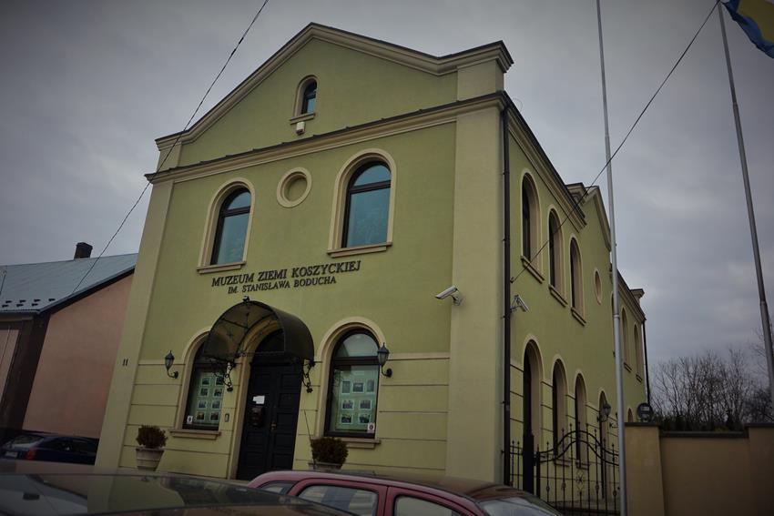 Koszyce - synagoga (6).JPG