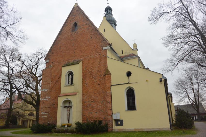 Kościół w Wawrzeńczycach (1).JPG