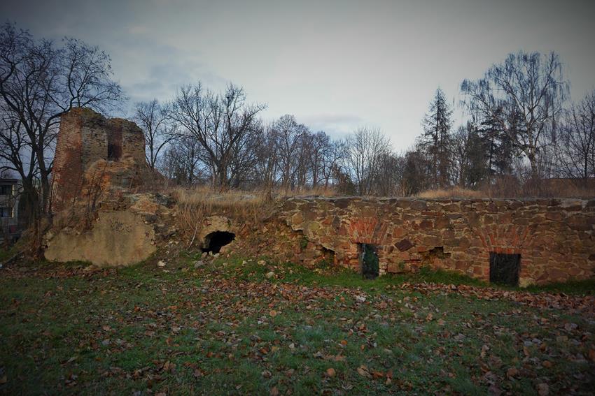 Ruiny zamku (15).JPG