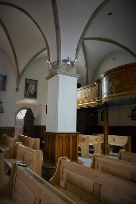 Wnętrze kościoła (13).JPG
