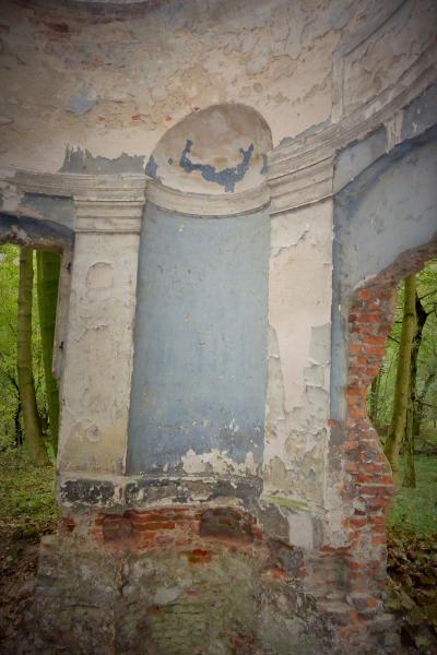 Ruiny rotundy (5).jpg