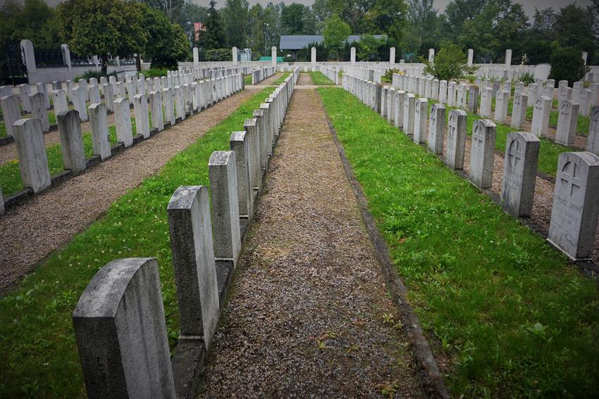 Cmentarz żołnierzy włoskich (17).JPG