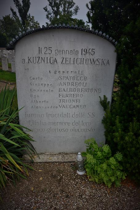 Cmentarz żołnierzy włoskich (19).JPG