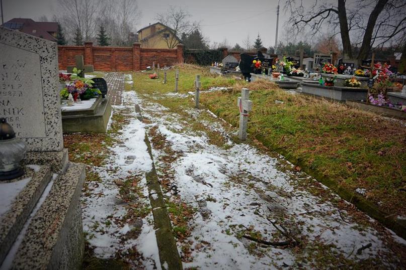 Cmentarz żołnierzy polskich,poległych w wojnie polsko - bolszewickiej (12).JPG