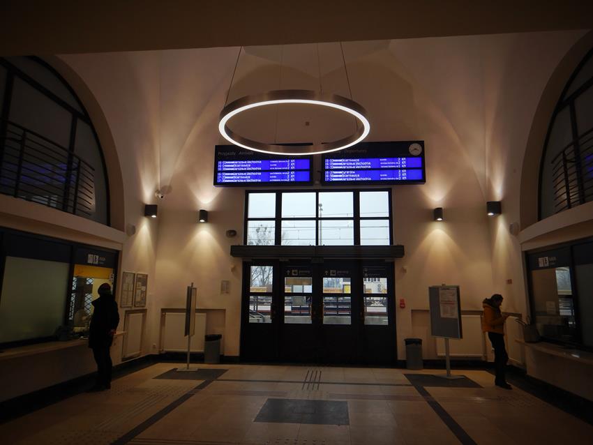 Dworzec w Grodzisku Mazowieckim (10).JPG