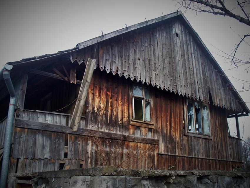Stary dom w Wiśniowej (15).JPG