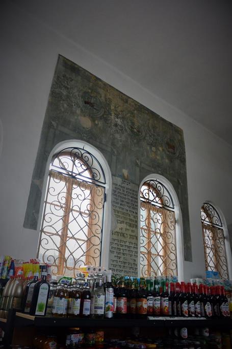 Inowłódz - synagoga (2).JPG