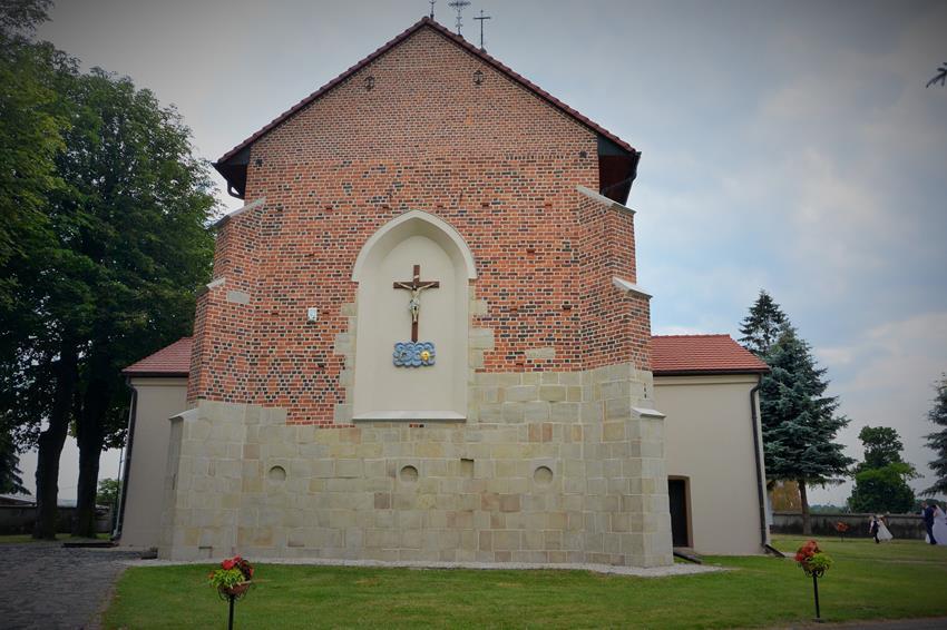 Prandocin - romański kościół pw. Świętego Jana Chrzciciela (4).JPG