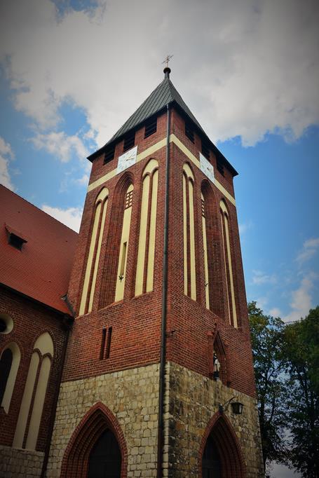 Miasteczko Śląskie - napis na drzwiach  kościoła pw. Wniebowzięcia Najświętszej Maryi Panny (1).JPG