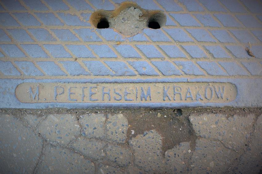 Róg ulicy Tadeusza Kościuszki i Senatorskiej (4).JPG