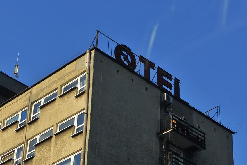 Hotel (2).JPG