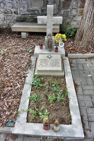 Groby Żołnierzy Września (1).jpg