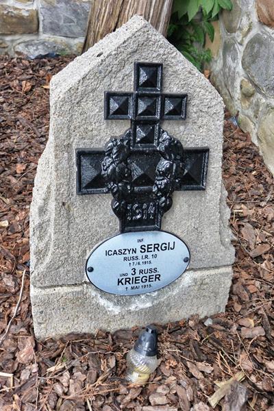 Cmentarz wojenny w Mszanie Dolnej (16).jpg