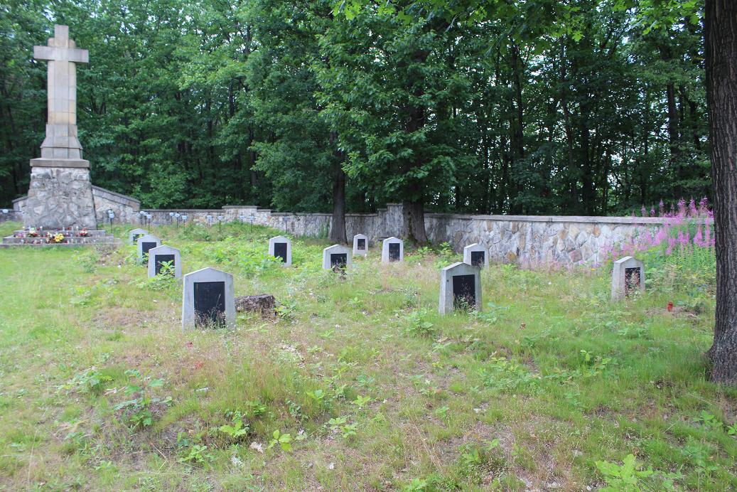 Cmentarz wojenny w Rajbrocie 4.jpg