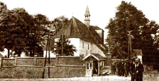 Gdów - kościół w 1936 r..jpg