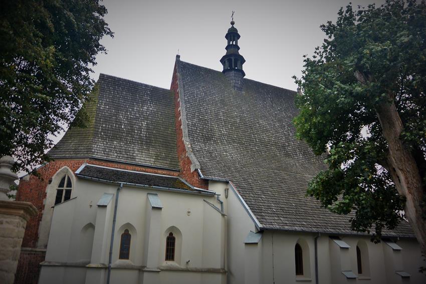 Kościół pod wezwaniem św. Władysława (1).JPG