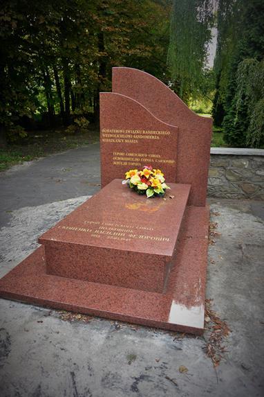 Grób i pomnik Wasilija Fiodorowicza Skopienko (2).JPG