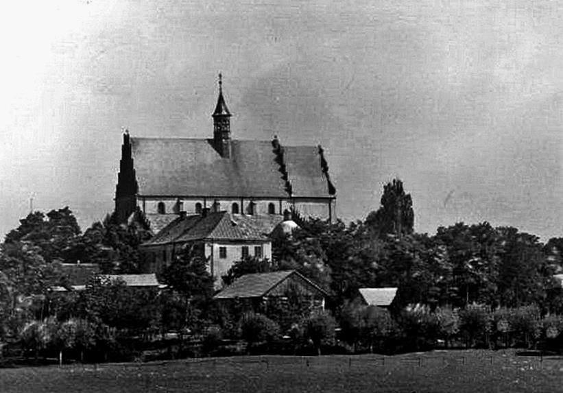 Kościół i klasztor.jpg