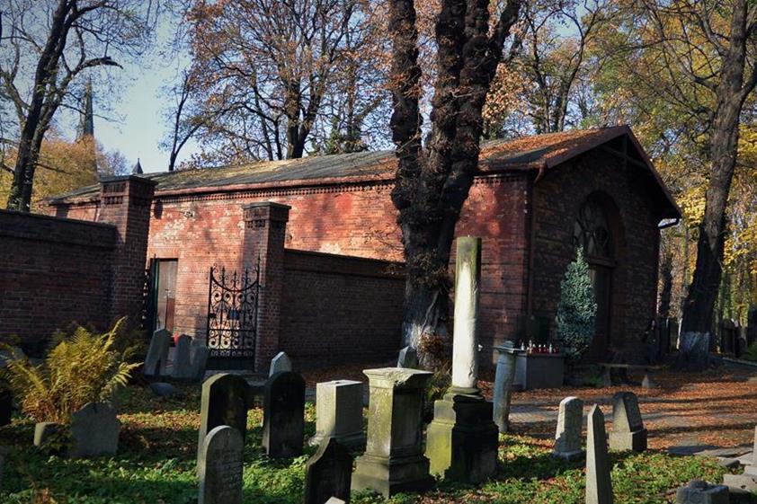 Cmentarz żydowski w Bytomiu (22).JPG