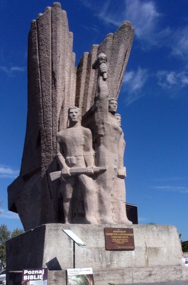Pomnik Bohaterom Czerwonych Sztandarów - fot. 04.JPG