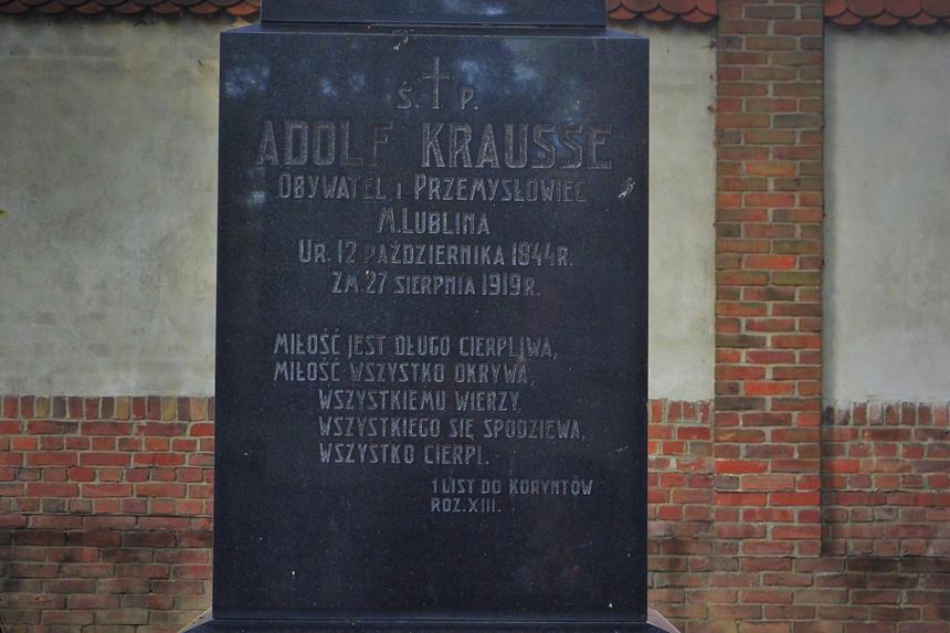 Grobowiec rodziny Krausse (5).JPG