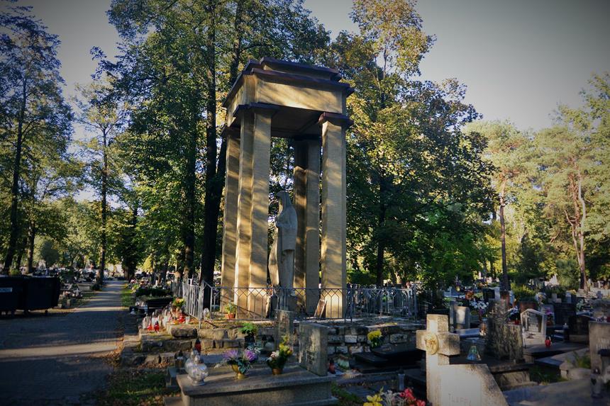Cmentarz Lipowy (8).JPG