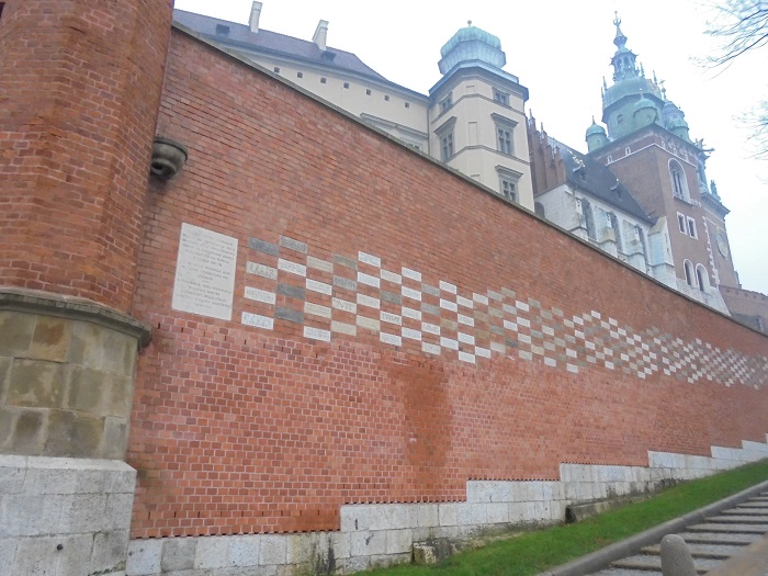 Wawel mur cegielkowy.JPG