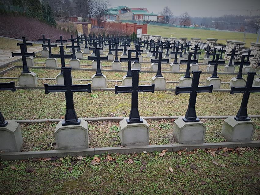 Cmentarz w grudniu 2018 roku (7).jpg