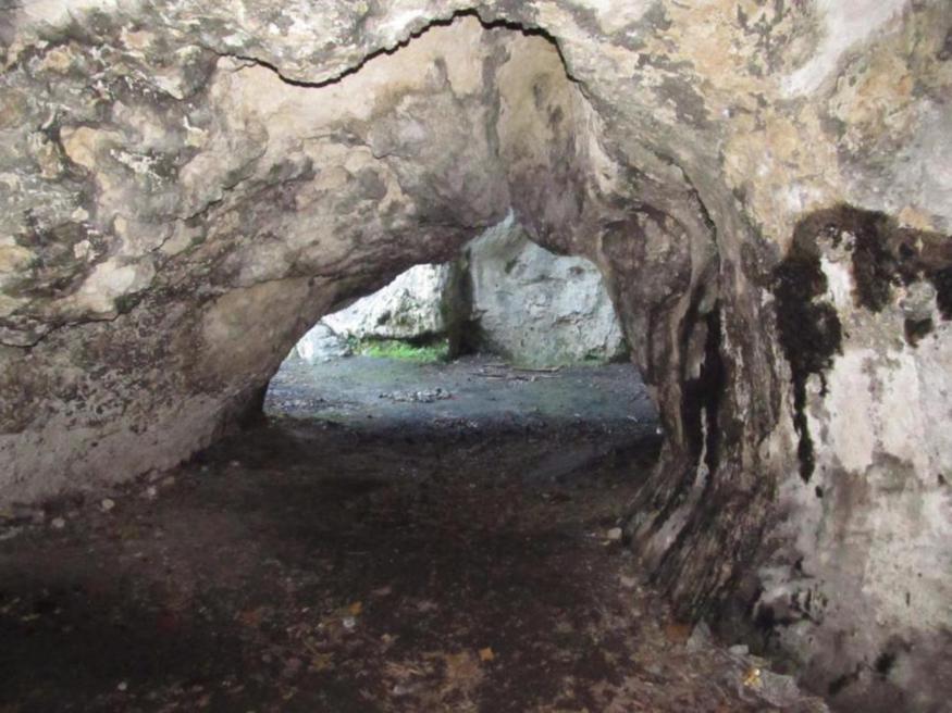 Jaskinia Jasna koło Smolenia (7).jpg