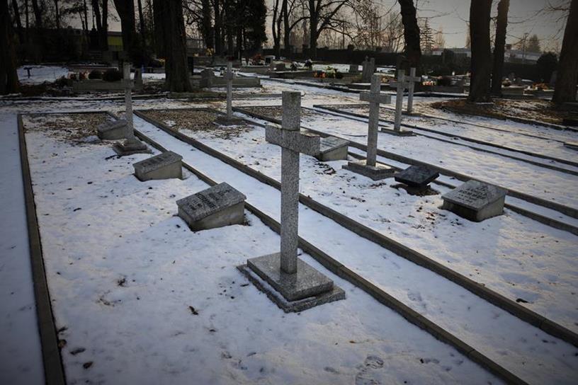 Kwatera ofiar obozu przejściowego (8).JPG