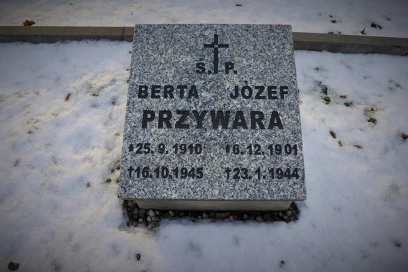 Kwatera ofiar obozu przejściowego (18).JPG