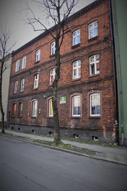 Ulica Jana Karola Chodkiewicza 10 (1).JPG